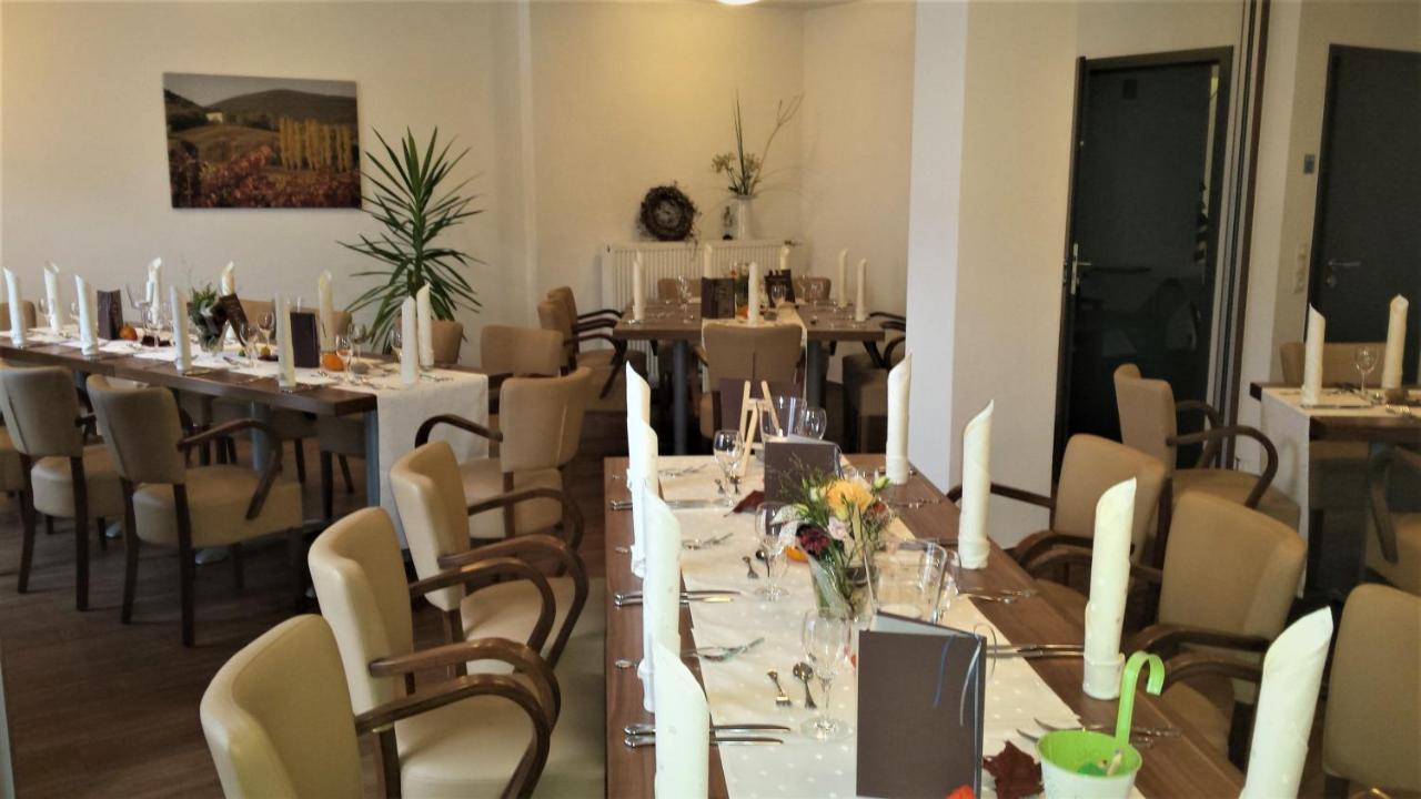 Hotel-Restaurant Pfaelzer Hof إدنكوبن المظهر الخارجي الصورة