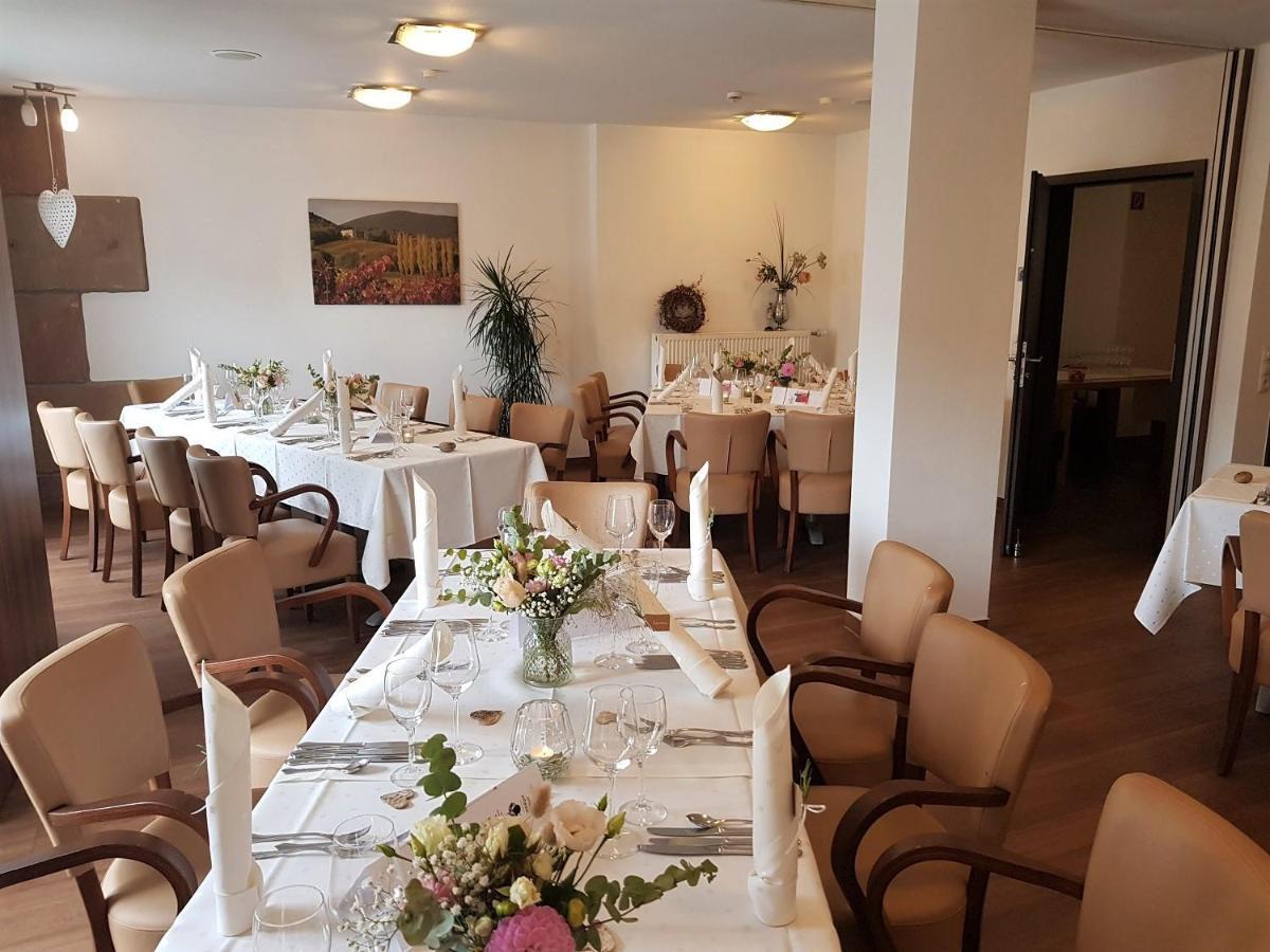Hotel-Restaurant Pfaelzer Hof إدنكوبن المظهر الخارجي الصورة