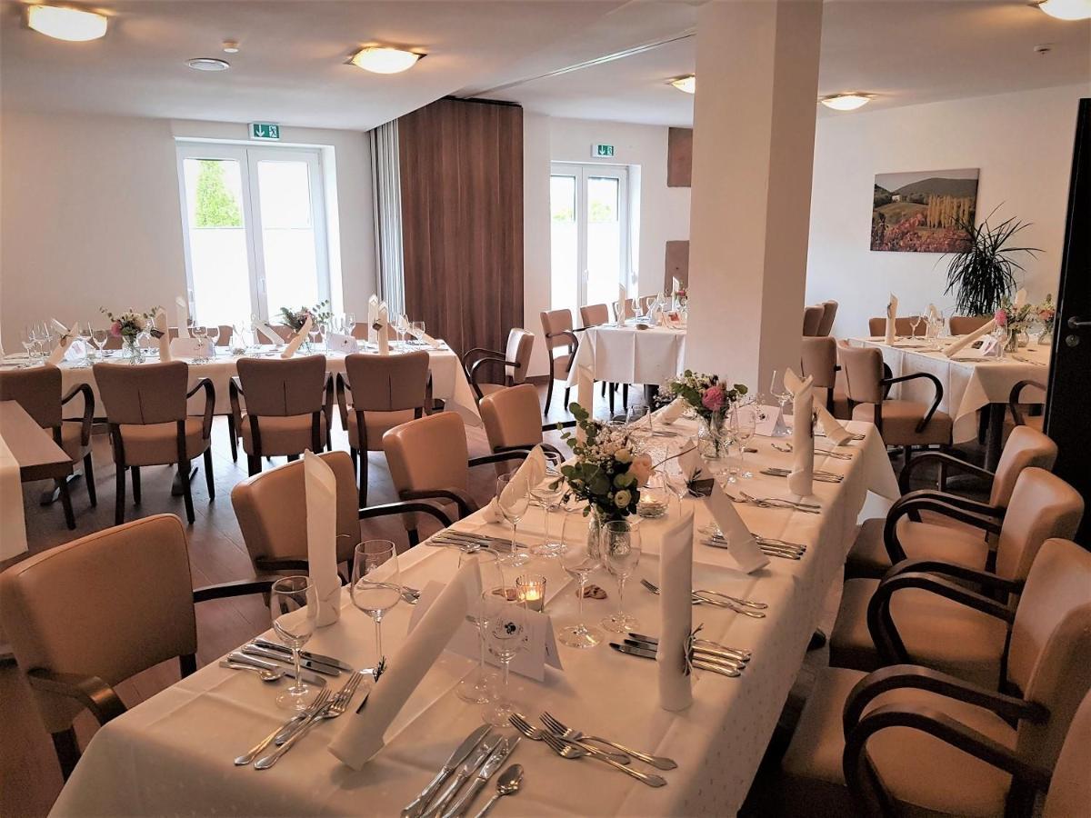 Hotel-Restaurant Pfaelzer Hof إدنكوبن المظهر الخارجي الصورة