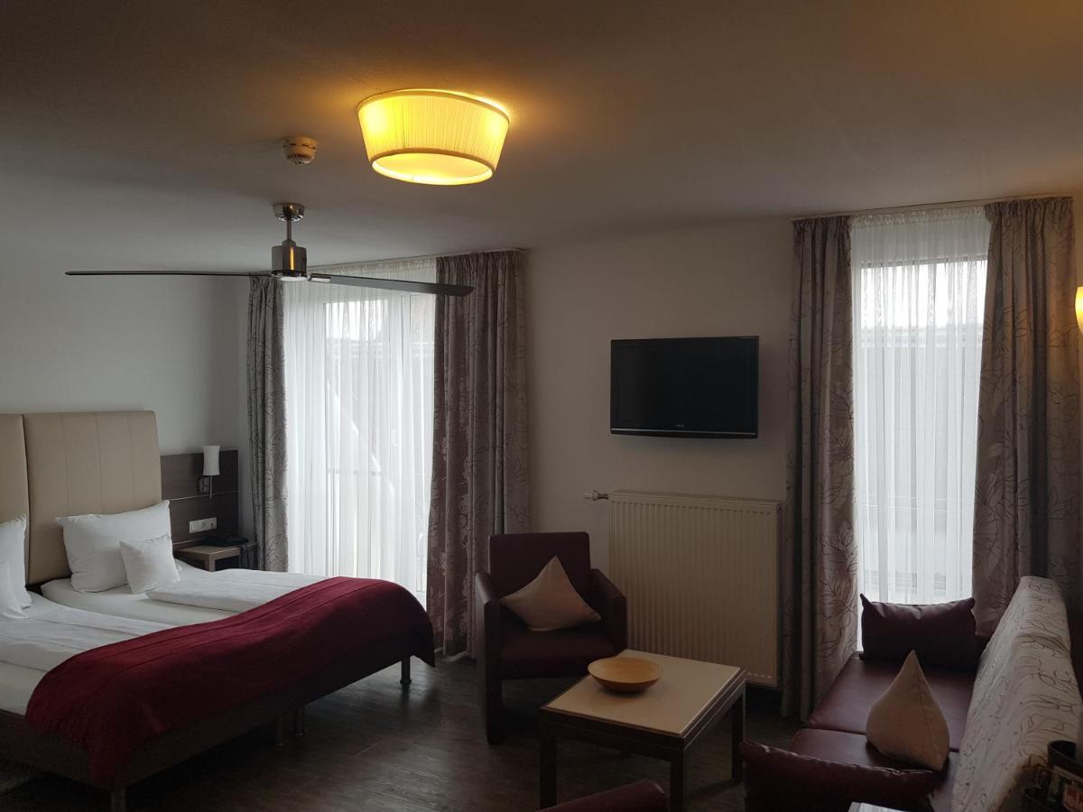 Hotel-Restaurant Pfaelzer Hof إدنكوبن المظهر الخارجي الصورة