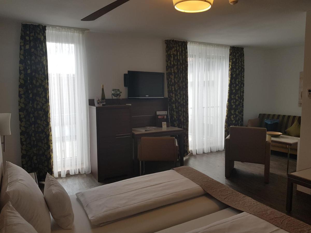 Hotel-Restaurant Pfaelzer Hof إدنكوبن المظهر الخارجي الصورة