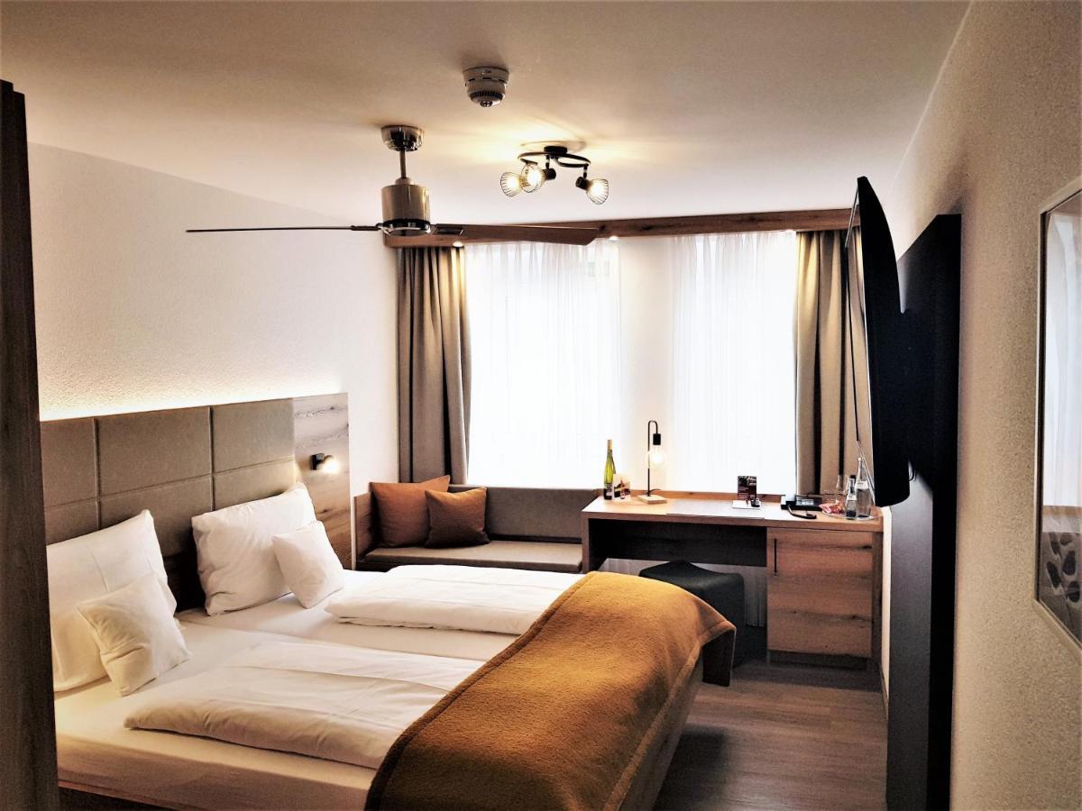 Hotel-Restaurant Pfaelzer Hof إدنكوبن المظهر الخارجي الصورة