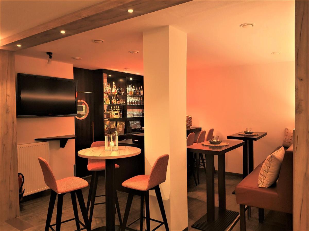 Hotel-Restaurant Pfaelzer Hof إدنكوبن المظهر الخارجي الصورة