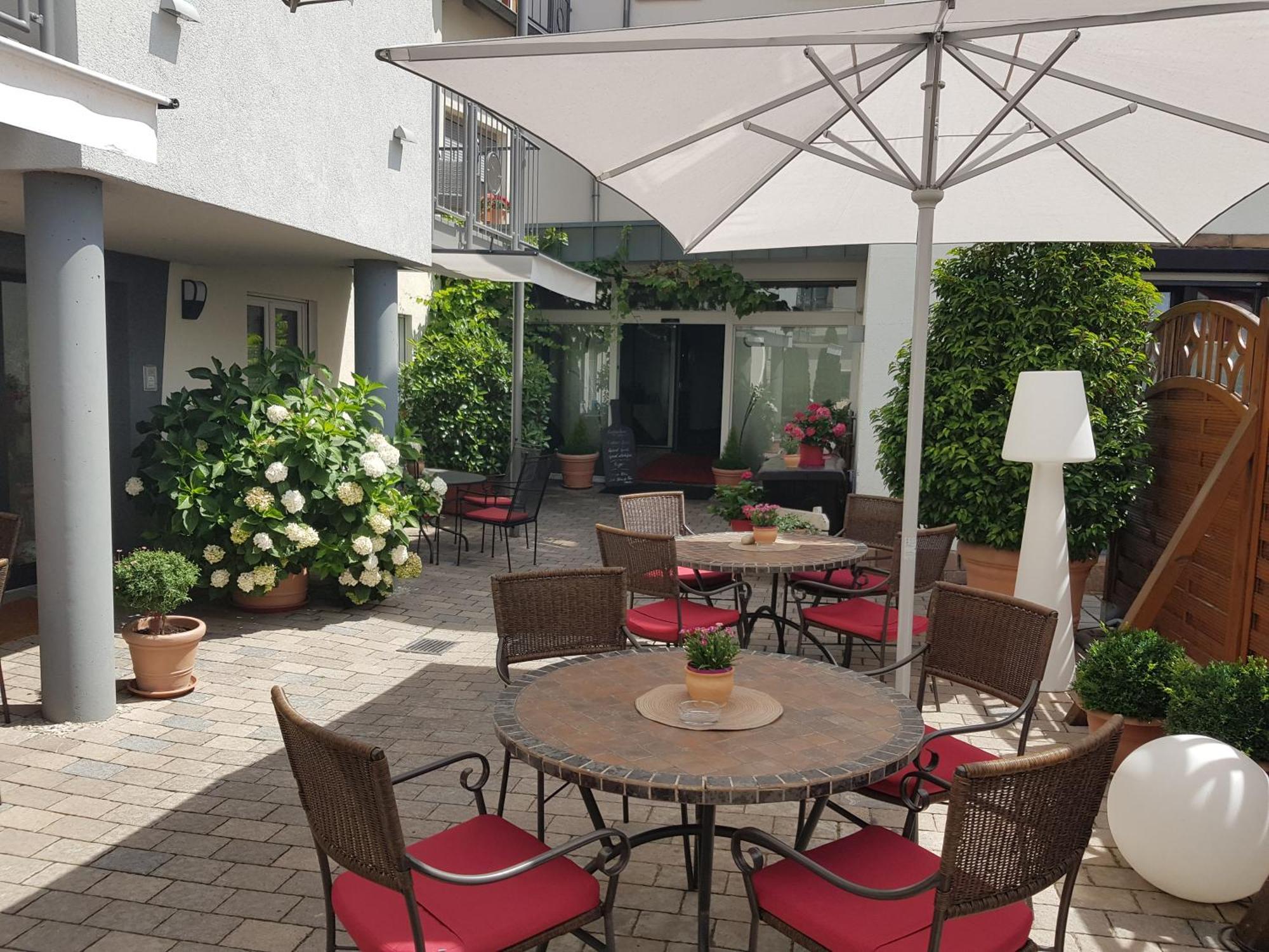 Hotel-Restaurant Pfaelzer Hof إدنكوبن المظهر الخارجي الصورة
