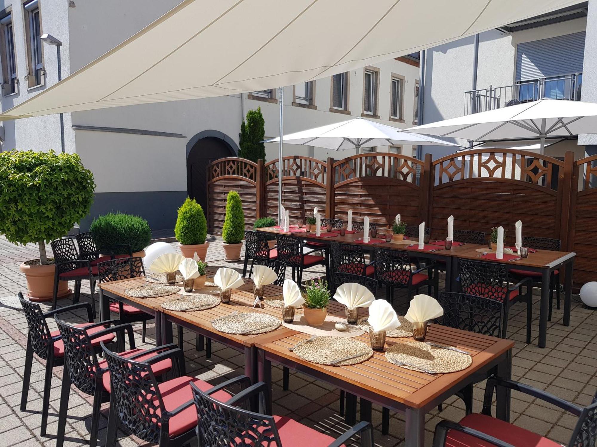 Hotel-Restaurant Pfaelzer Hof إدنكوبن المظهر الخارجي الصورة