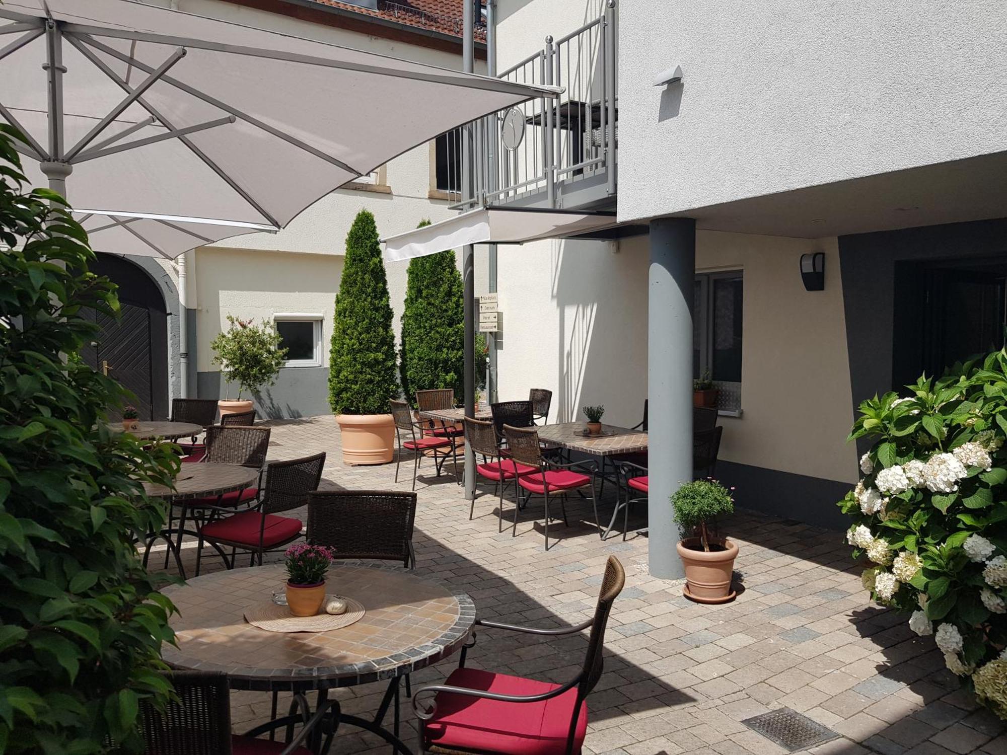 Hotel-Restaurant Pfaelzer Hof إدنكوبن المظهر الخارجي الصورة